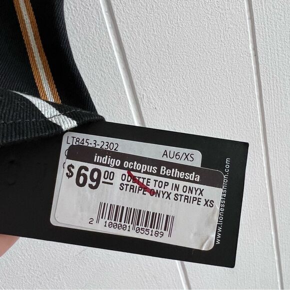 NWT LIONESS Odette Onyx Stripe Top Sz XS - Picture 5 of 15